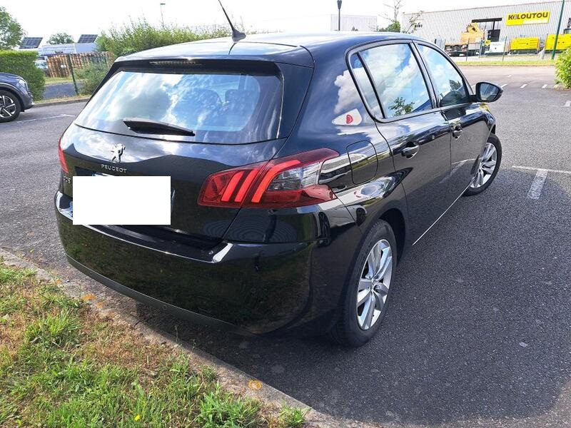 Peugeot 308 Active Business 1.5 HDi 130 – Bild 3