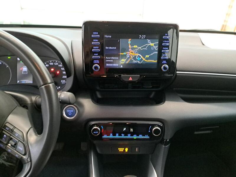Toyota Yaris Hybrid 116h Frankreich Business Stage Acad – Bild 2