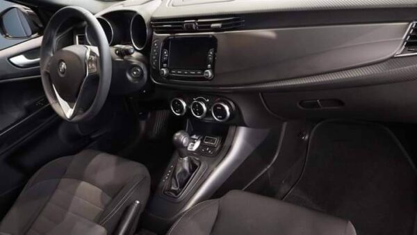 Alfa Romeo Giulietta – Bild 2