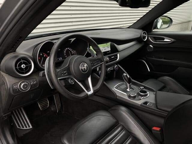 Alfa Romeo Stelvio – Bild 13