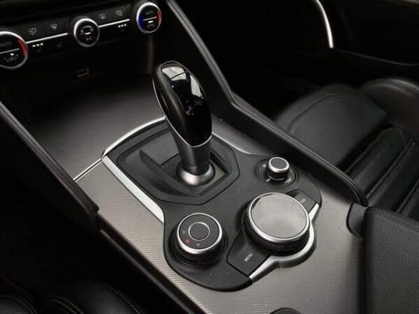 Alfa Romeo Stelvio – Bild 5