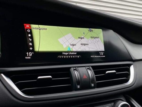 Alfa Romeo Stelvio – Bild 4