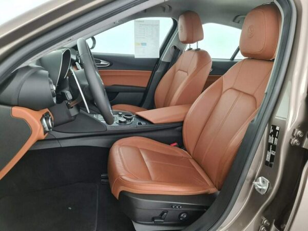 Alfa Romeo Giulia – Bild 6