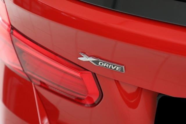 BMW 3 Series Red – Bild 20
