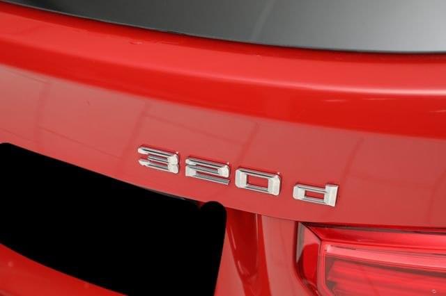 BMW 3 Series Red – Bild 17