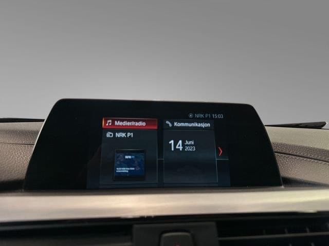 BMW 3 Series Red – Bild 6