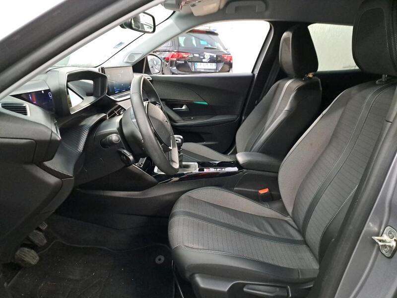 Peugeot 2008 Allure Business 1.2 PureTech 130 – Bild 7