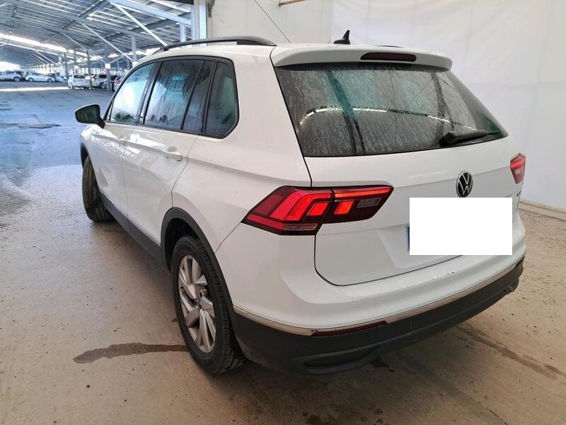 Volkswagen Tiguan Life 2.0 TDI 150 BVA7 4Motion – Bild 8