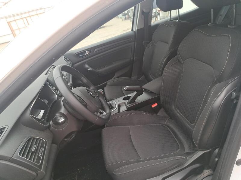 Renault Megane Business 1.5 dCi 115 – Bild 7