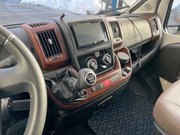 Bürstner T 729 Moonlight (motorhome) – Bild 6